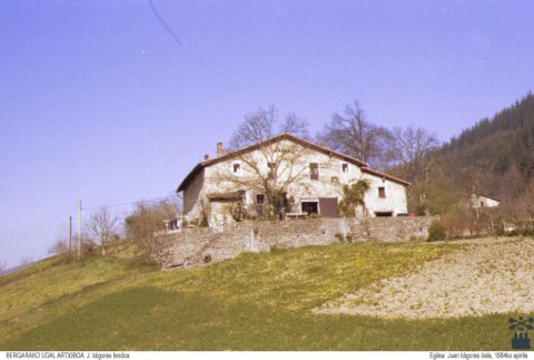 Garitaobarrenengoa baserria