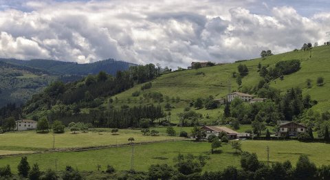 Goiauzoko baserri batzuk