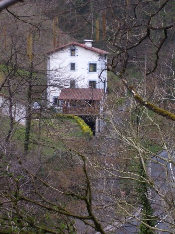 Bergaraetxeberri behekoa baserria