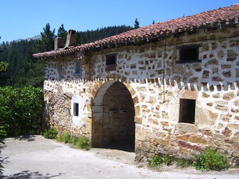 Larrañaga baserria -aurrekaldia