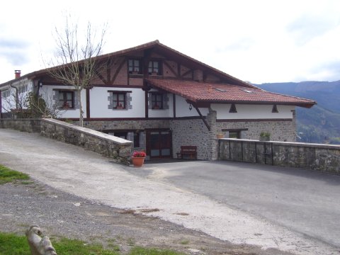 Lamaino Etxeberri -berriztuta