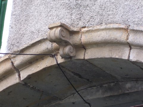 Arku gaineko detallia