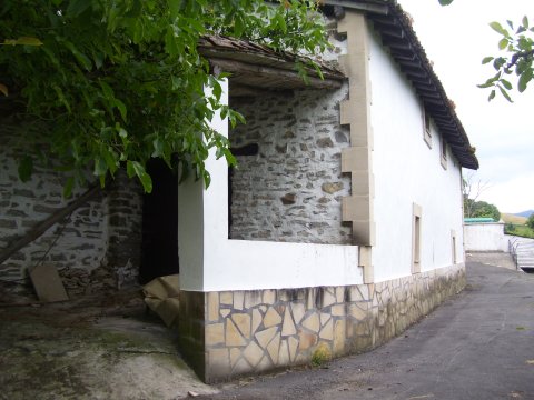 Zabale behekoa baserria