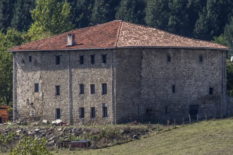 Lamariñotorrea atzetik